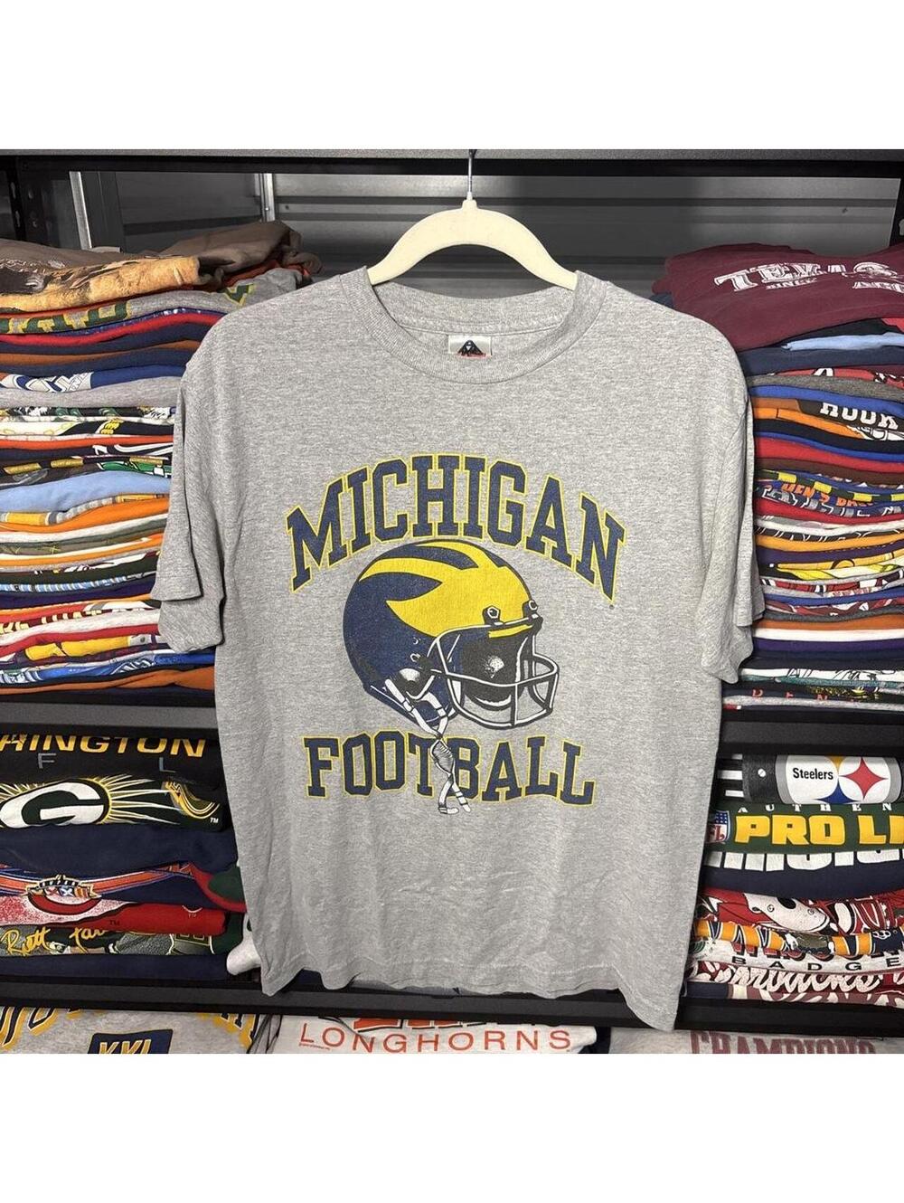 Vintage Y2K Michigan Football Helmet Graphic T-Shirt Grey M